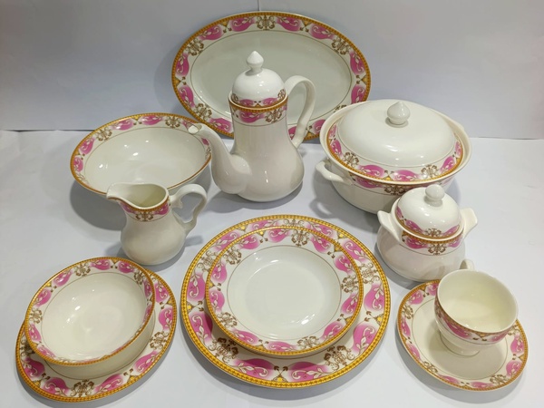 Dinner Set Ceramic England 8-person img