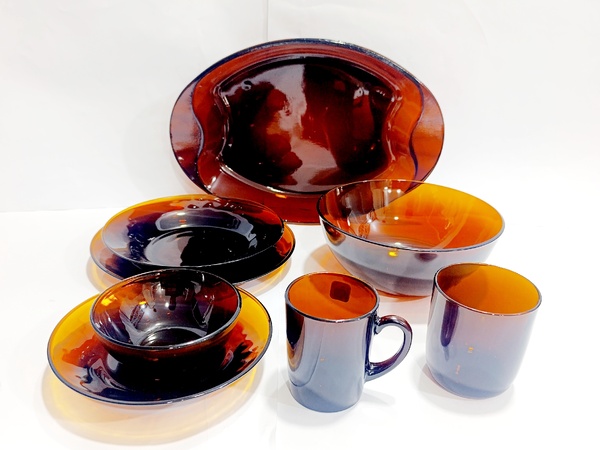 Brown Glass Dinner Set img
